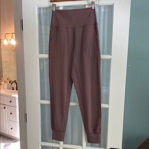 Women's High-Waisted Jogger Pants